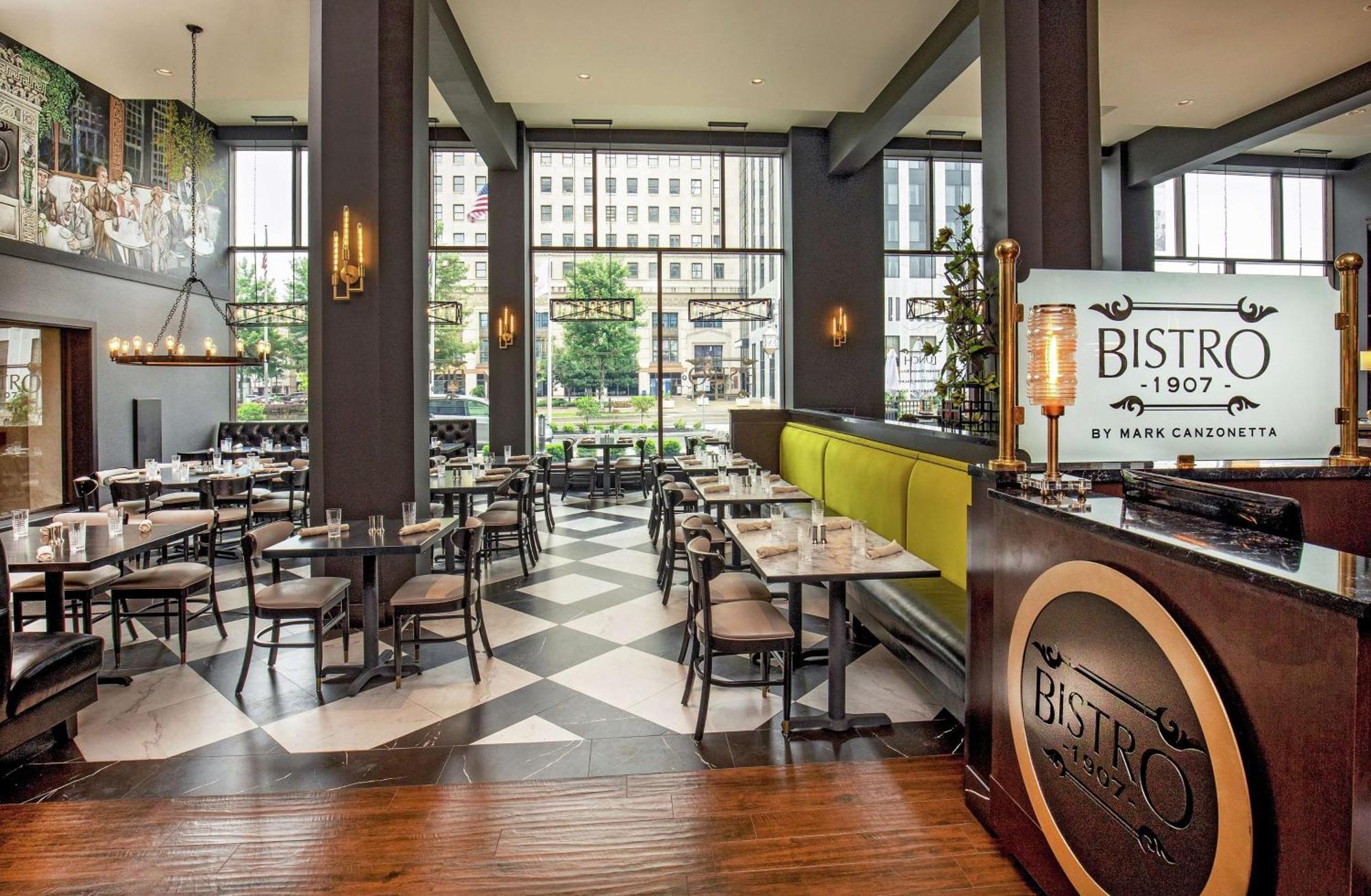 Doubletree By Hilton Youngstown Downtown المظهر الخارجي الصورة